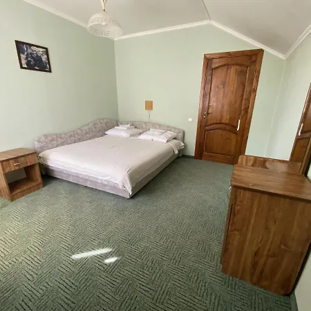 Edelweiss Hotel Polyana (Transcarpathia)